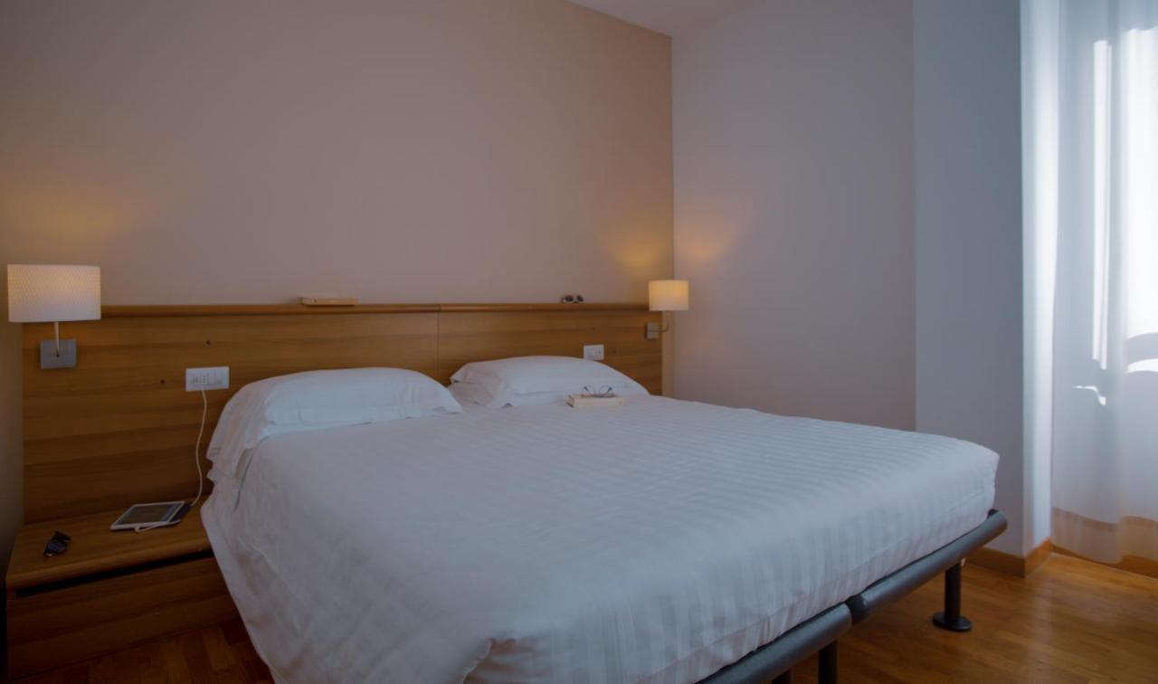 Mistral2 Hotel Oristano Esterno foto