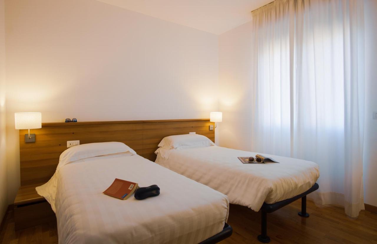 Mistral2 Hotel Oristano Esterno foto