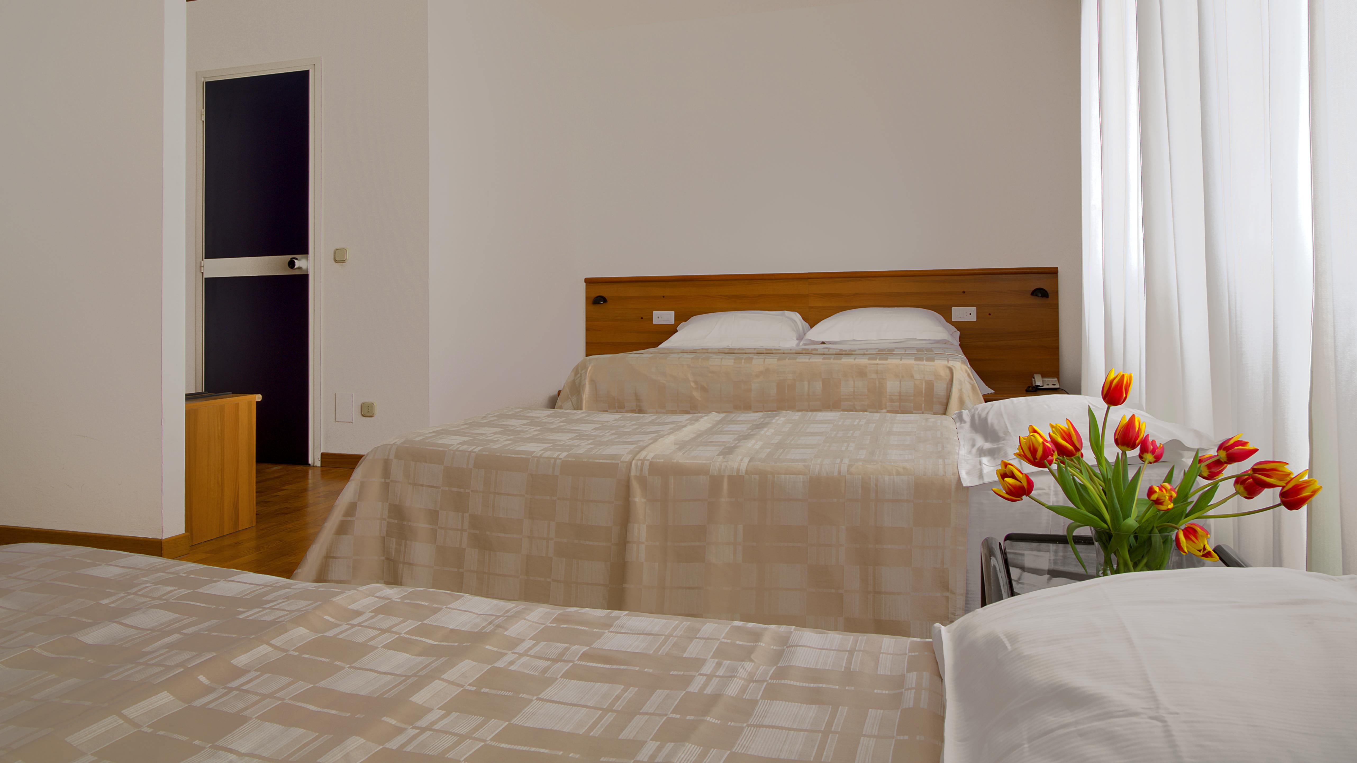 Mistral2 Hotel Oristano Esterno foto