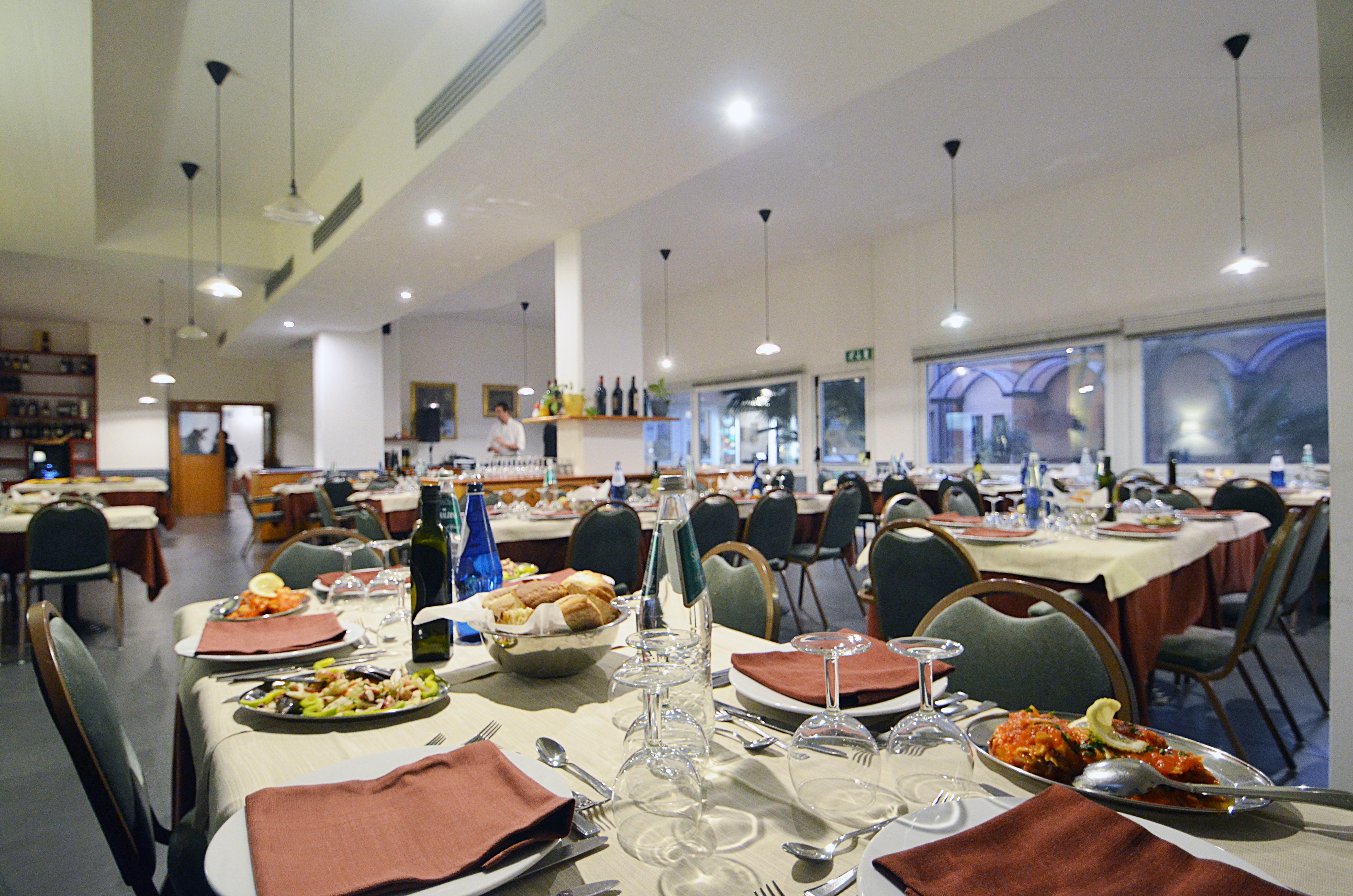Mistral2 Hotel Oristano Esterno foto