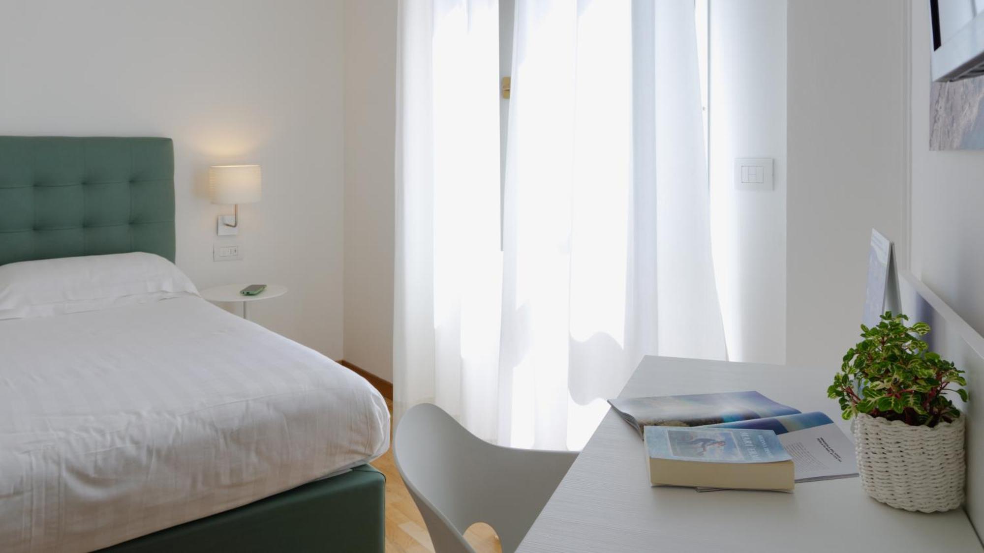Mistral2 Hotel Oristano Esterno foto