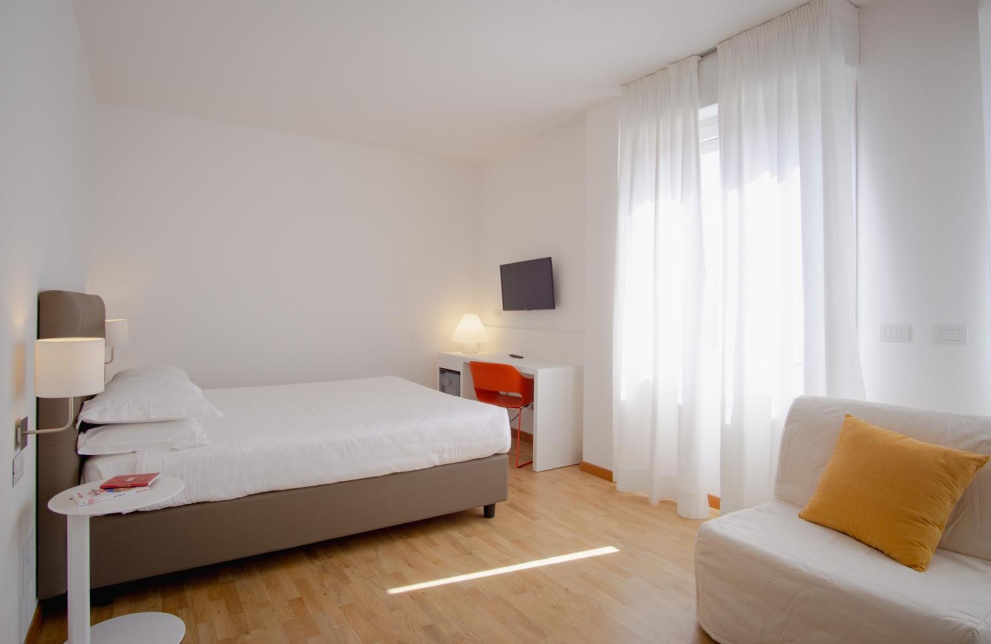 Mistral2 Hotel Oristano Esterno foto