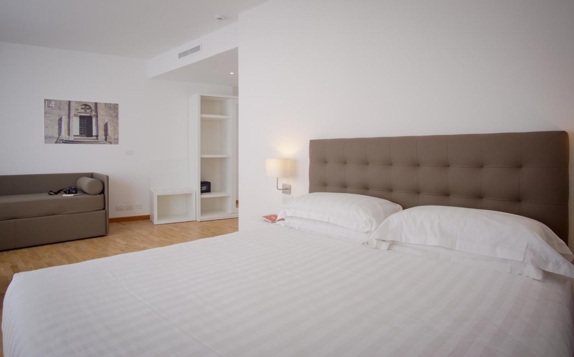 Mistral2 Hotel Oristano Esterno foto