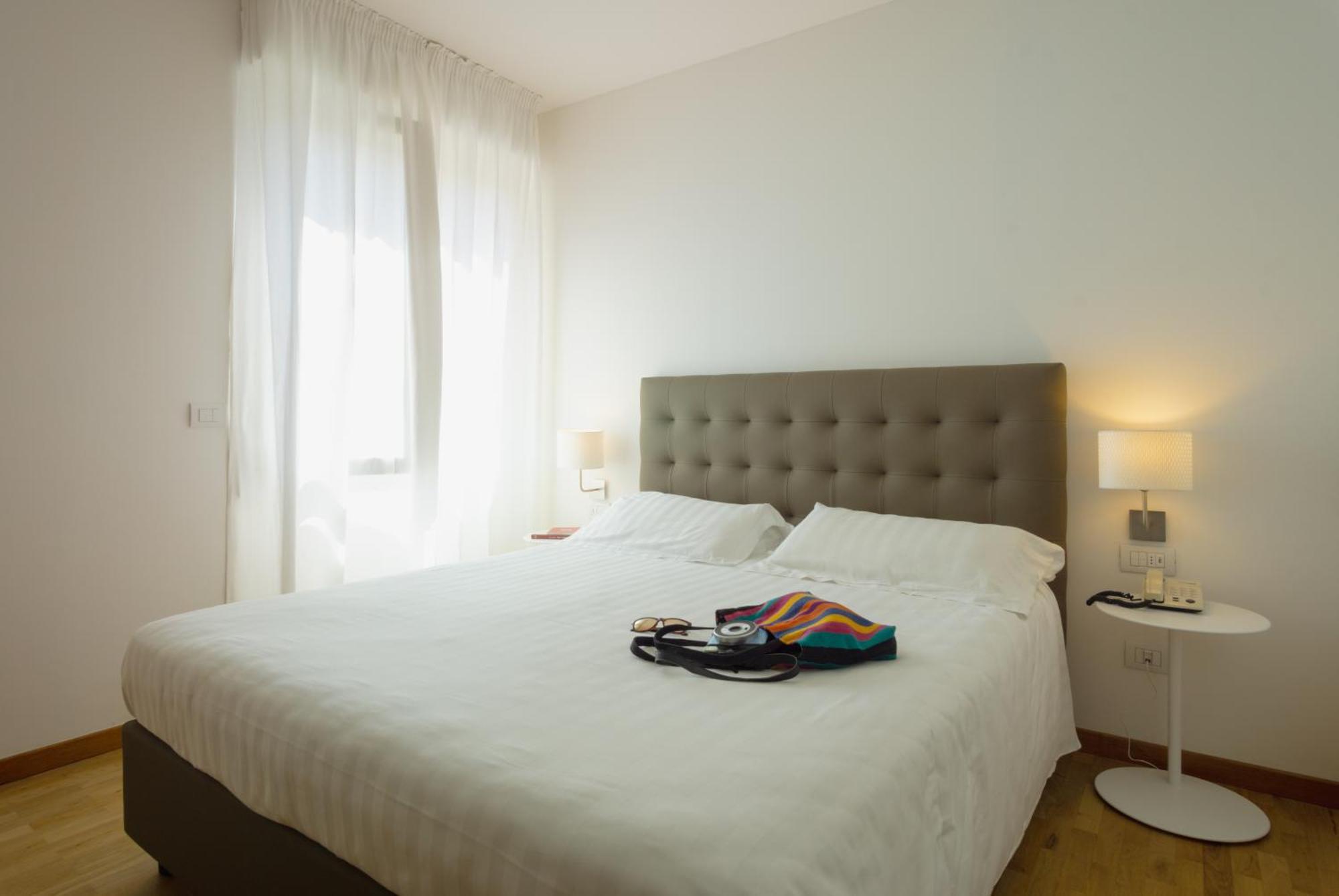 Mistral2 Hotel Oristano Esterno foto